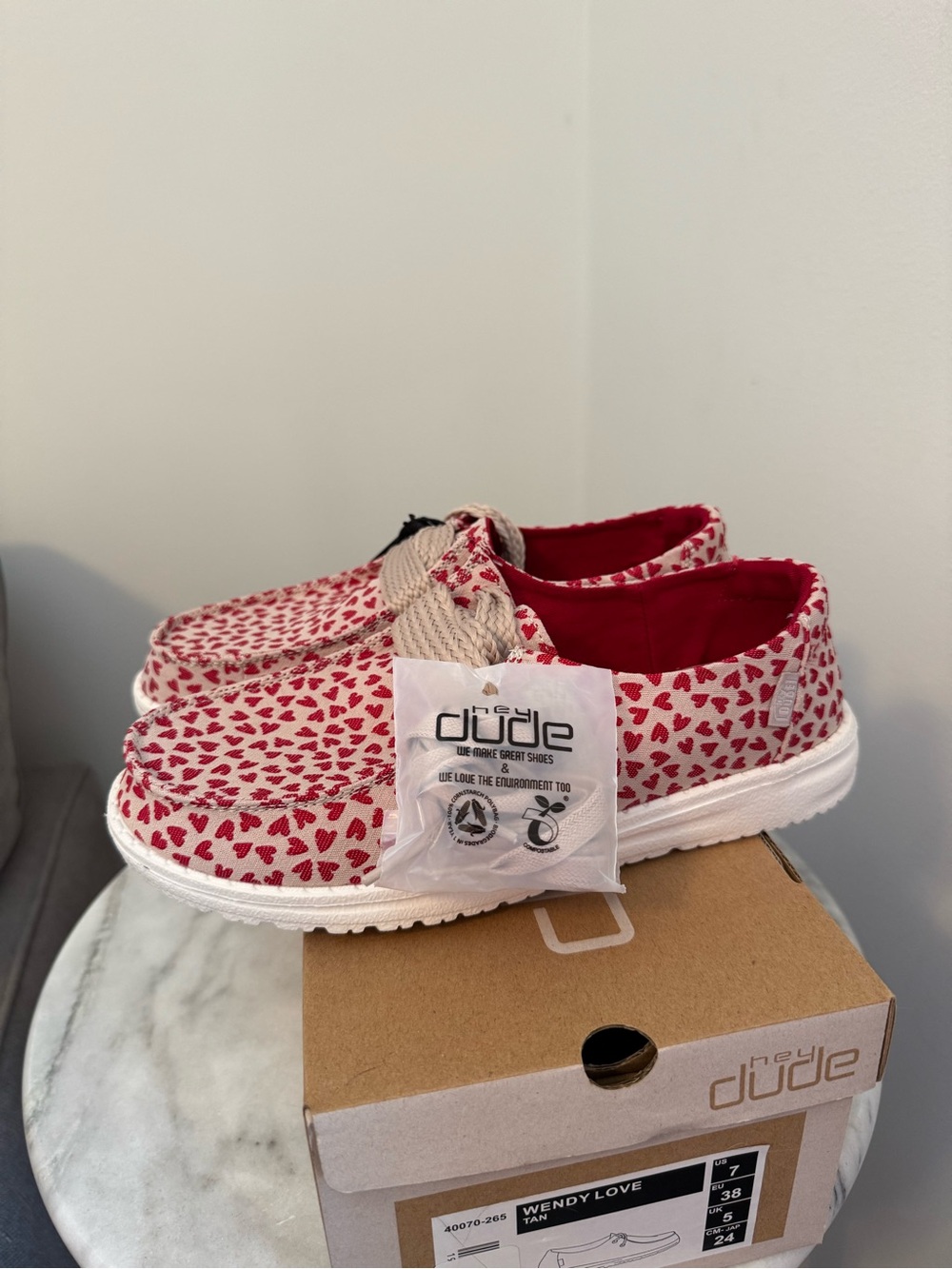 Authentic Hey Dude Wendy Love Shoes - Tan with Red Hearts - Picture 3 of 4
